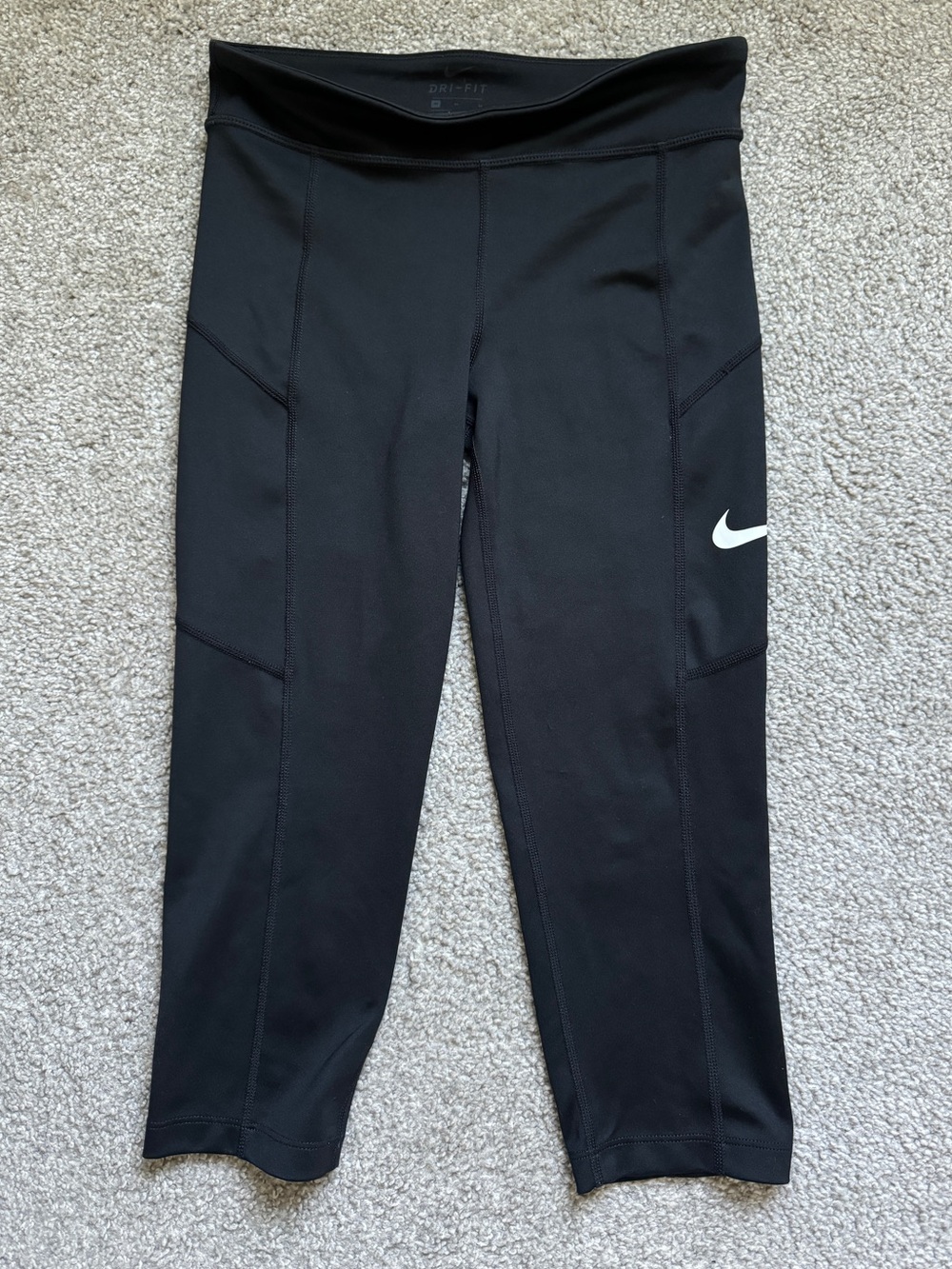Nike Girl’s Dri-Fit Cropped Leggings